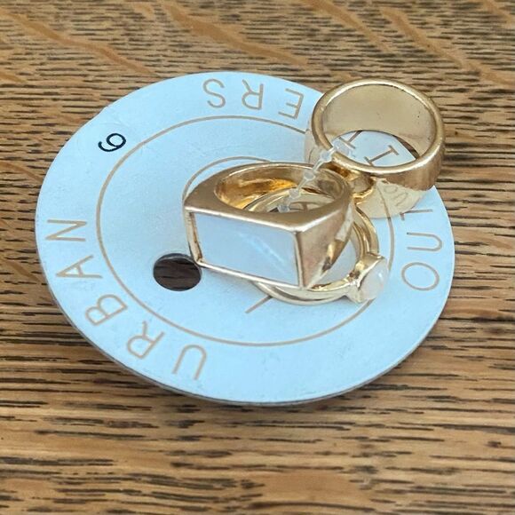 NWT New Seven 7 Urban Outfitters Ring Sets - 25 Total Rings Size 6 Stackable - Picture 7 of 9